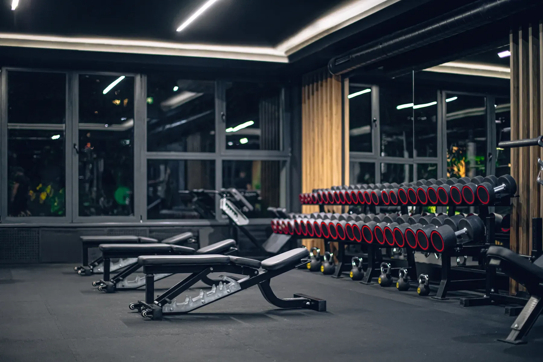 Athlete training in performance lab environment